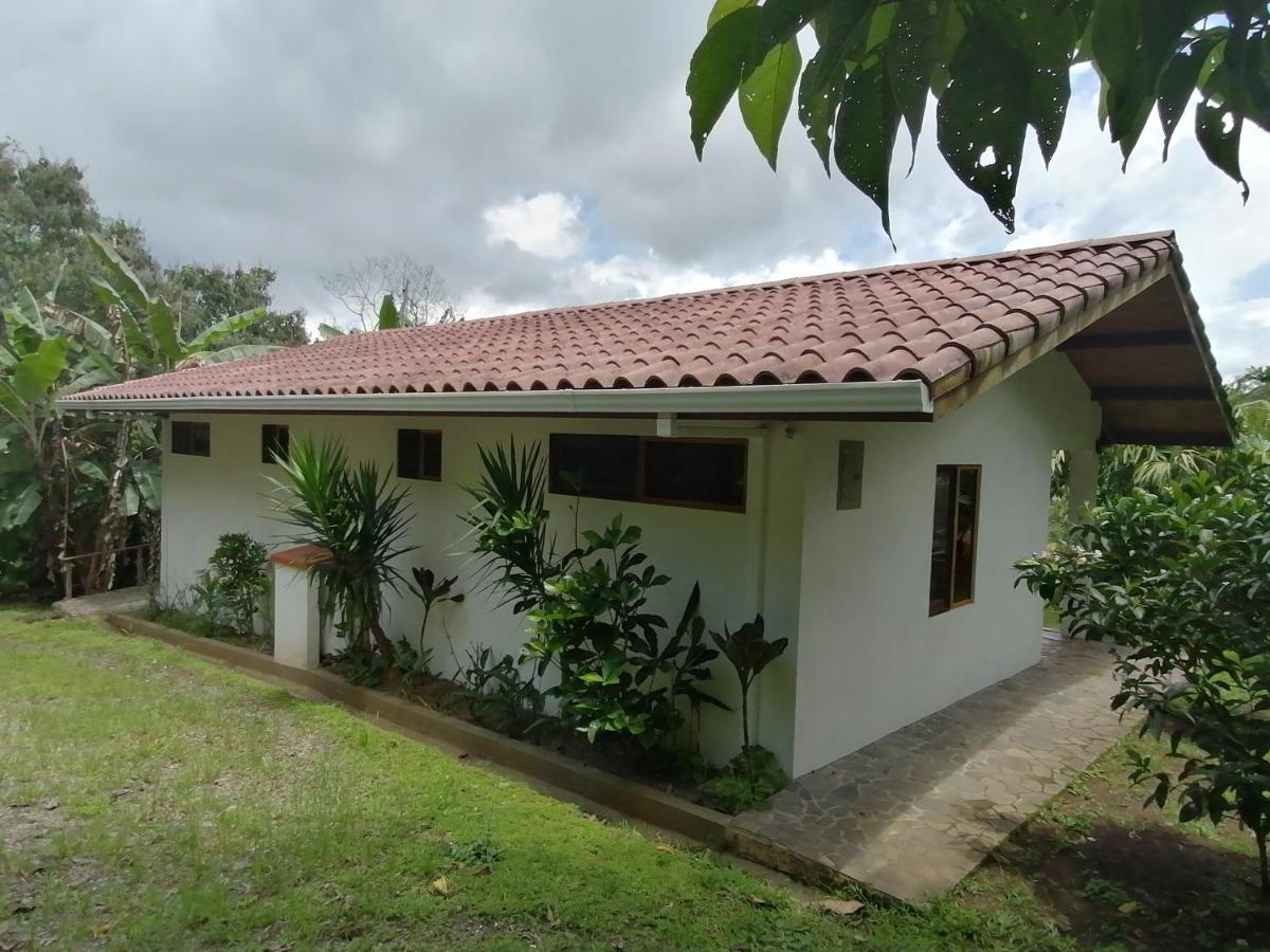 Tilarán La Ceiba Tree Lodge מראה חיצוני תמונה