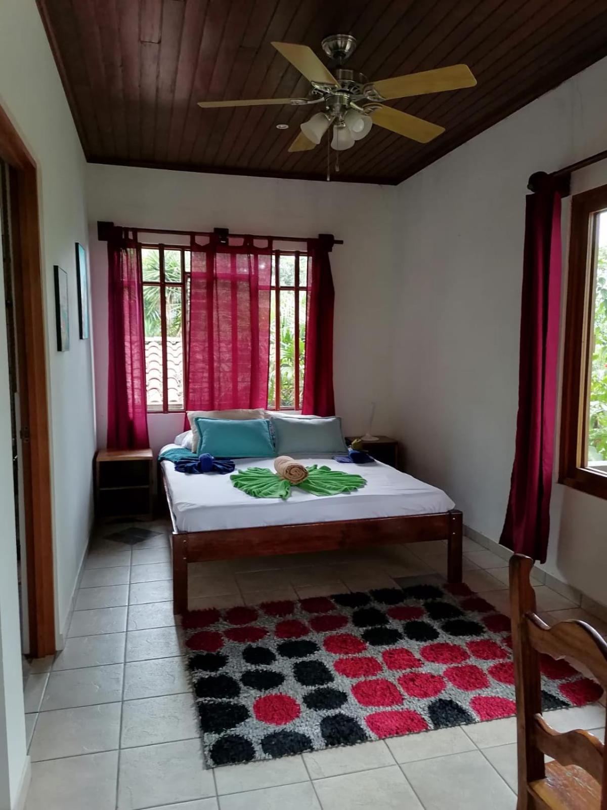 Tilarán La Ceiba Tree Lodge מראה חיצוני תמונה